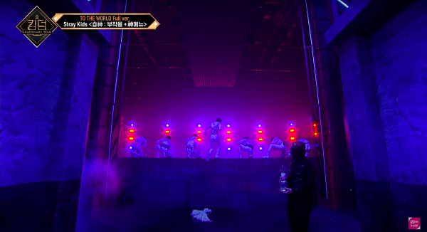 【Kingdom】六組男團第一輪競演展開 THE BOYZ冰火效果震撼舞台 ATEEZ越級挑戰奪第一