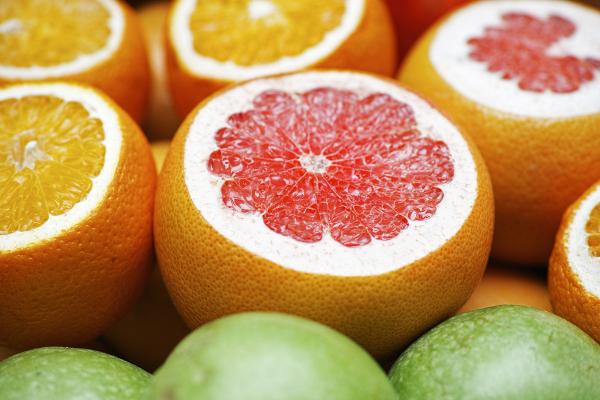 【減肥】美國營養師盤點9大有助減肥水果高纖同時增飽腹感 西柚/熱情果/牛油果/藍莓