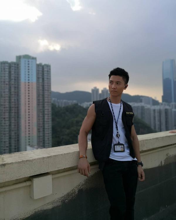 【逆天奇案】陳偉洪18歲選香港先生奪冠入行未做過親生仔 狂操爆肌等足12年黯然離巢變自由身