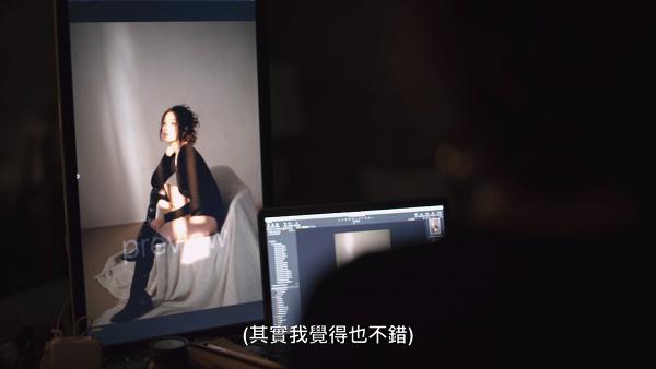 陳自瑤拍vlog公開拍攝性感寫真背後內幕 被安排穿透視內衣直言嚇到心臟病發：喂呀