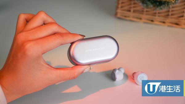 【耳機開箱】丹麥影音品牌B&O新出耳機揚聲器開箱 送禮自用必備！獨特銀紫色機身低調少女味爆棚