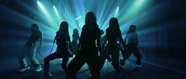 COLLAR出道歌《Call My Name!》MV面世！8位成員化身新世紀人類戰士型爆登場哂香港女團型格魅力