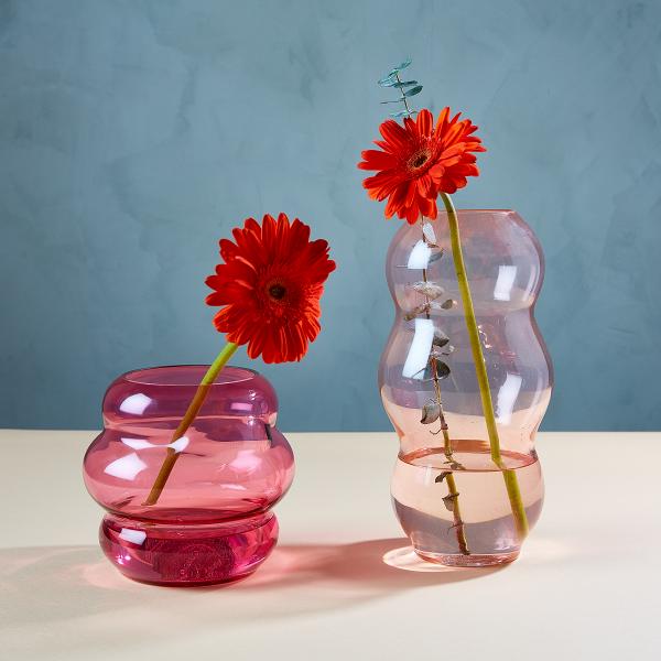 情人節鮮花需要優雅花樽襯托！ 8款簡約藝術風花瓶推薦 提升家中品味