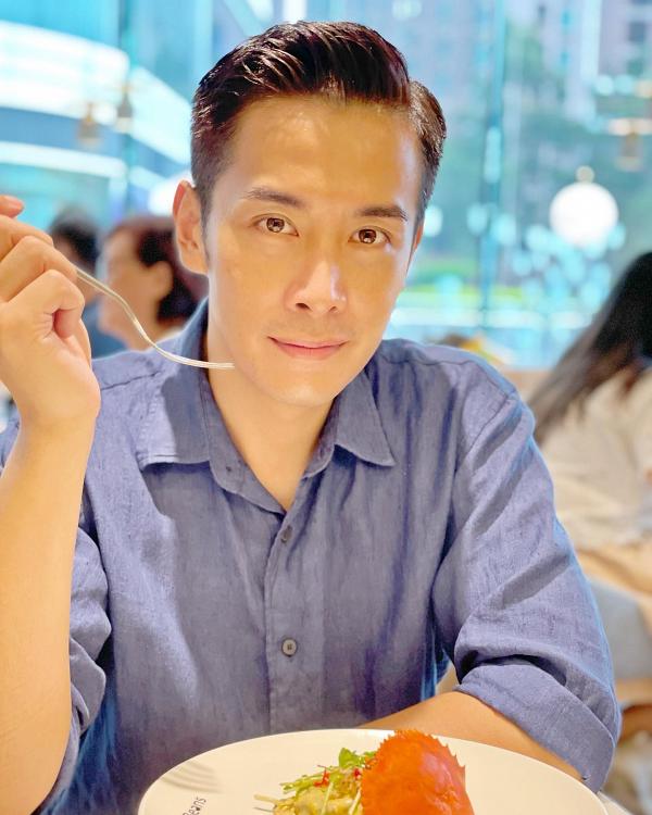 李日朗憶述曾因嫲嫲離世想請喪事假 反遭公司奚落：你阿嫲死唔係你死！