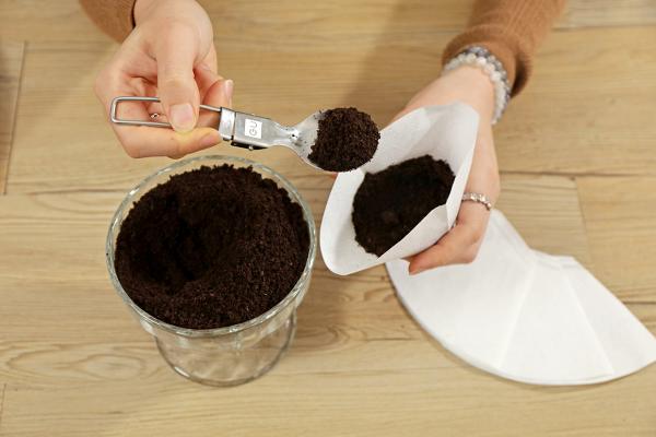 記者實試5大咖啡渣用處 去污+除臭 仲可以用咖啡渣打蠟？！