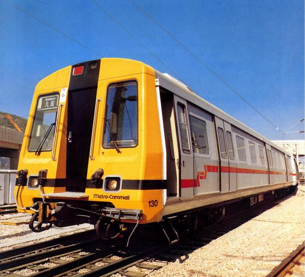 都城嘉慕列車，俗稱「黃頭」