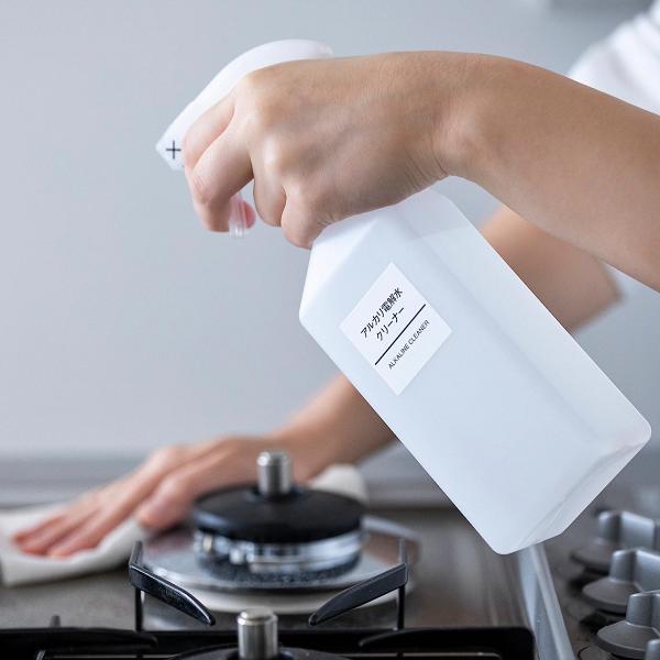 日本網友分享 7件好用無印廚具 食器用洗劑洗蔬果+矽膠刮刀去除污垢