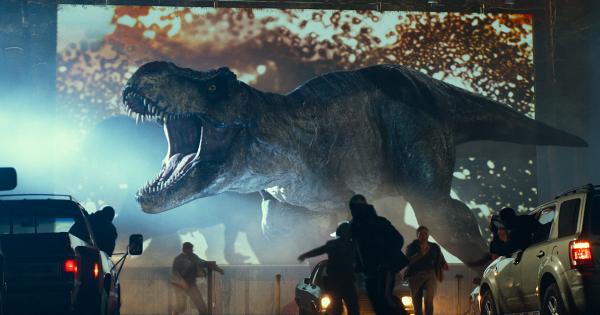 侏羅紀世界：統治霸權｜侏羅紀初代主角回歸掀粉絲回憶 不靠CG！製作27隻實體恐龍呈現真實感