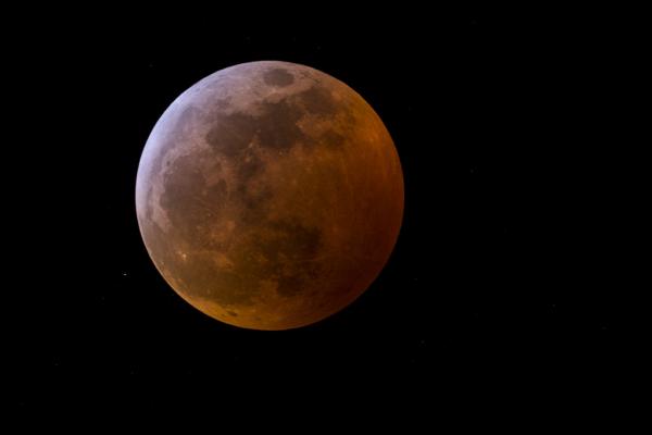 天文現象2022｜「超級月亮」Supermoon 7月再度上演！今年最大最亮滿月/附最佳觀賞時間