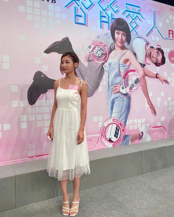 32歲簡淑兒入行10年宣布離巢TVB向外闖 12年落選港姐後外貌逐年進化升呢女神 