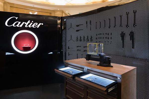 Cartier卡地亞傳大幅減薪平均3成 前綫員工底薪3萬降至1.5萬！官方回應：固定底薪較前增加