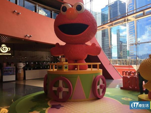 巨型Elmo打卡 影盡芝麻街遊樂園