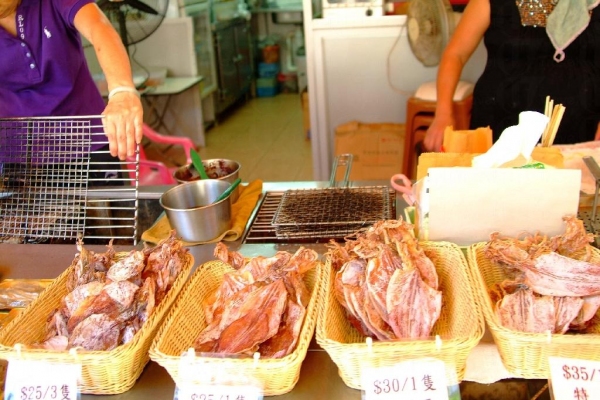 蔡瀾的美食節目也曾介紹這裡的燒魷魚。