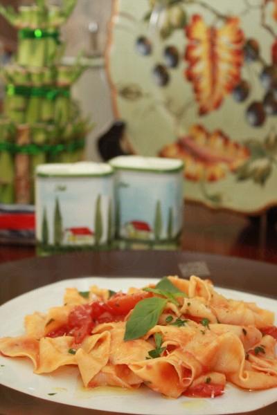 自家製 pasta 配上特式番茄醬十分醒胃。