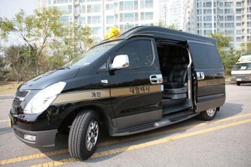 可坐8人的JUMBO TAXI。（圖片來源：資料圖片）