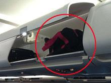 趁乘客去廁所落手 機艙老鼠曼谷機場被捕