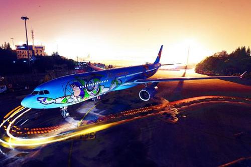 巴斯胡迪陪你飛！ Pixar主題客機上海一飛衝天