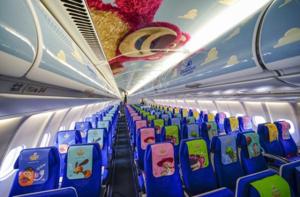 巴斯胡迪陪你飛！ Pixar主題客機上海一飛衝天