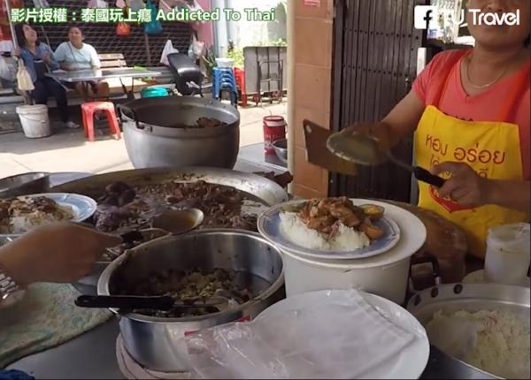 曼谷街頭13款人氣小食 豬腳飯/泰式八寶冰/炸香蕉