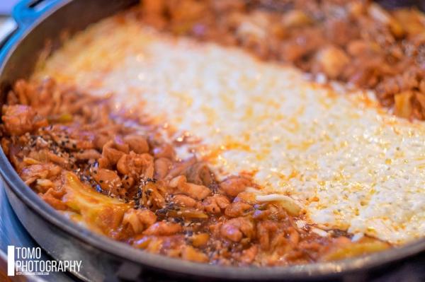 人均消費有找 明洞巨型芝士鐵板雞