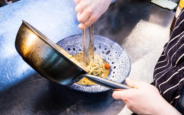 英國夢幻透明泡泡玻璃屋 歎住泰晤士河景/倫敦橋用餐