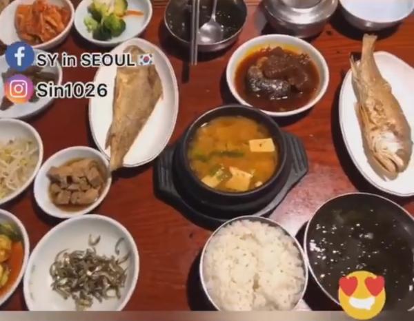 一人餐有19樣小菜 首爾韓屋平民價定食