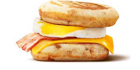 日本麥當勞早餐獨有 鬆餅豬柳蛋漢堡