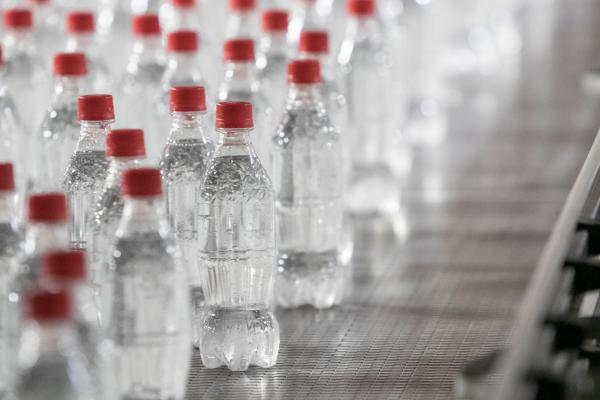 日本限定！ 可口可樂6月推首款「透明」檸樂