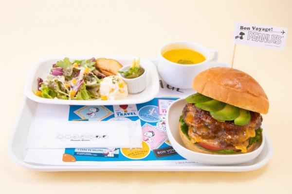 大阪Snoopy期間限定cafe 推出飛機餐概念菜式/特飲