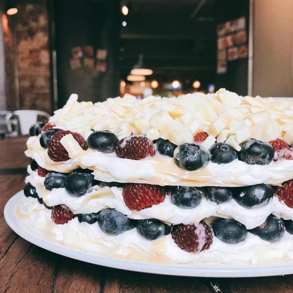 首爾人氣蛋糕咖啡店 超華麗水果千層蛋糕！ CONVERSATION_SEOUL (컨버세이션)