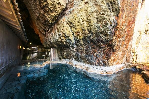 洞穴浸溫泉睇太平洋海景！和歌山浦島酒店洞穴海景溫泉