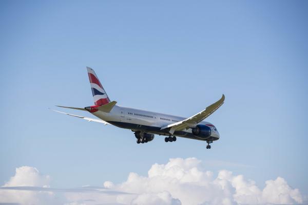 二人同行優惠、連稅四千五飛英國！ 英國航空直航來回倫敦31起、包23kg行李