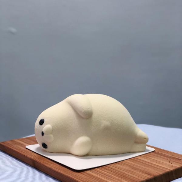 懶洋洋海豹造型蛋糕超可愛！ 台中人氣甜點店耕者有其甜