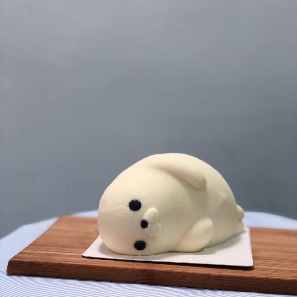 懶洋洋海豹造型蛋糕超可愛！ 台中人氣甜點店耕者有其甜