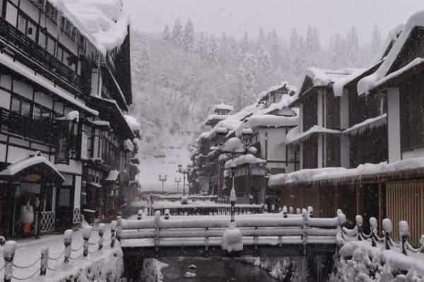 日本五大賞雪景點推薦 銀山溫泉、小樽運河、貴船神社