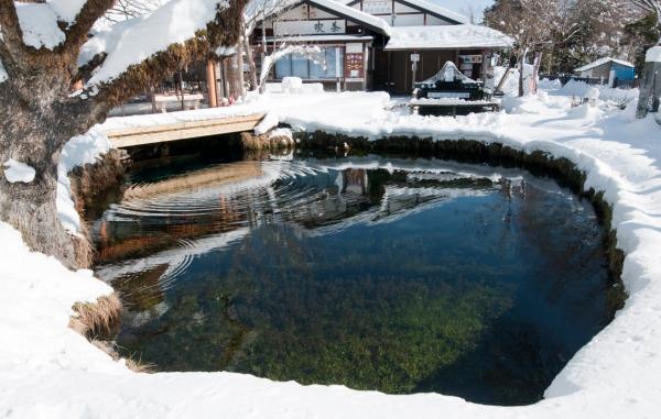 日本五大賞雪景點推薦 銀山溫泉、小樽運河、貴船神社
