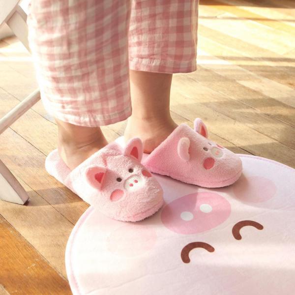 韓國Daiso推出金豬系列 室內拖鞋5,000韓圜 (約港幣)