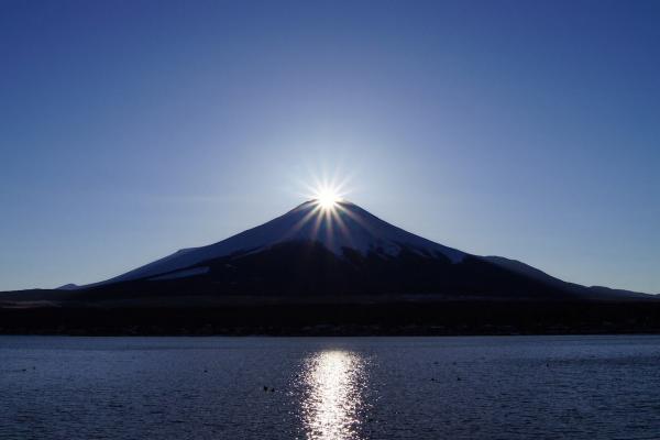 山中湖 鑽石富士