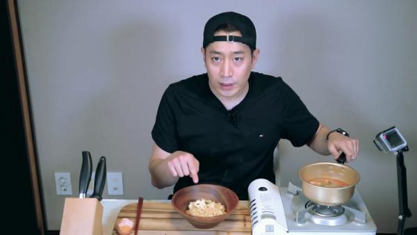 韓團神話Eric教你8個煮即食麵秘訣！