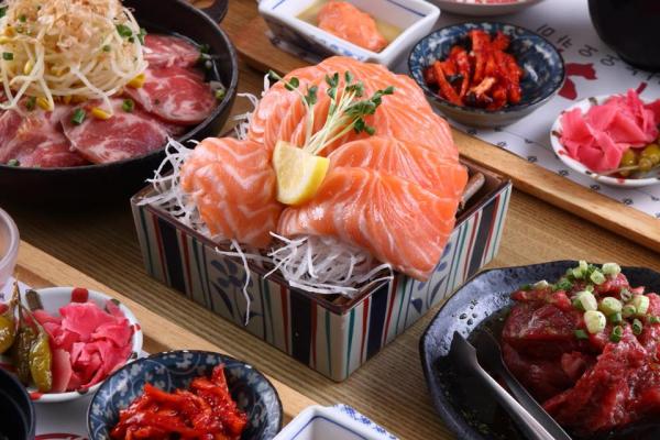 弘大日式家庭料理 一餐吃盡火鍋／燒肉／刺身！