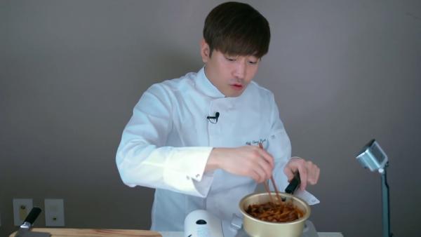 神話Eric煮麵秘訣第2彈 一齊學煮韓式炸醬麵！