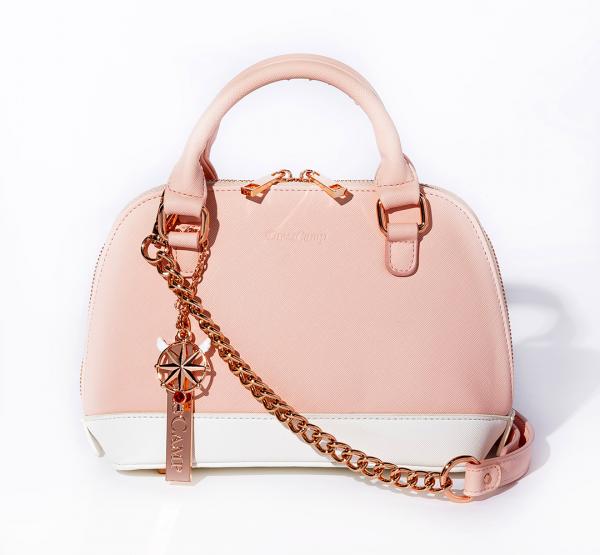 百變小櫻聯乘時裝品牌推出手提袋、銀包 粉紅／鮮紅2色少女心爆發！