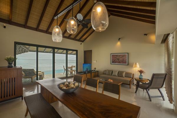 馬爾代夫全新海島度假村 42米Infinity Pool．水上別墅．1公里打卡長橋