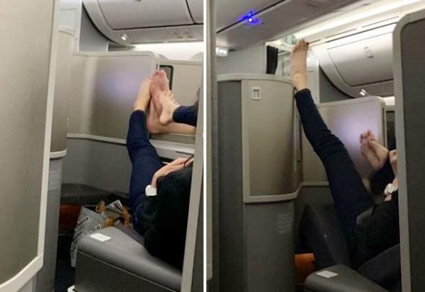 頭等艙乘客光腳磨蹭調情惹不安 乘客怒轟：這是值1000元的頭等艙！