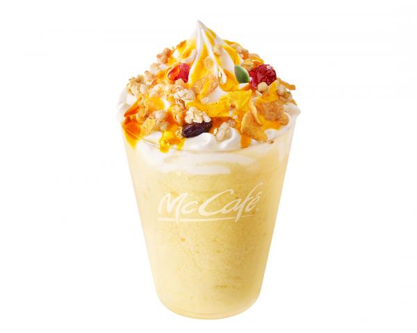 日本麥當勞McCafe全新飲品 士多啤梨／熱情果乳酪沙冰&凍飲