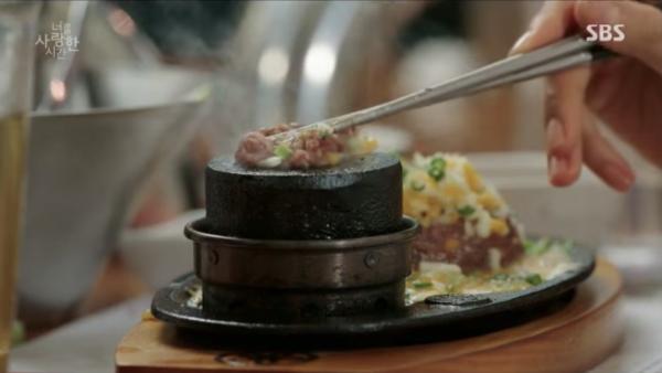 首爾弘大人氣韓牛燒烤店 超多汁石燒韓牛漢堡！