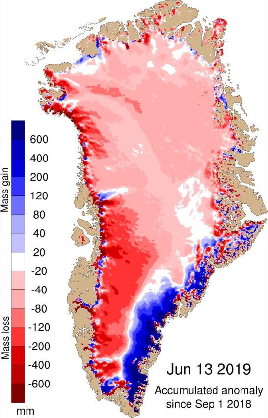 格陵蘭冰原一日融20億噸冰塊 專家憂慮：情況不尋常