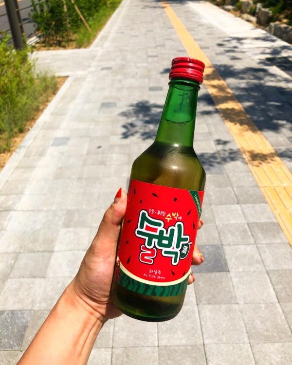 韓國便利店推西瓜燒酒 香甜清爽全新口味！
