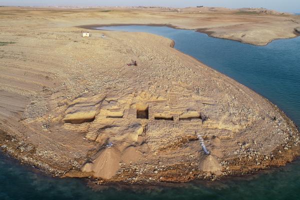 近半個世紀的重要考古發現！ 伊拉克水底浮出神秘古城