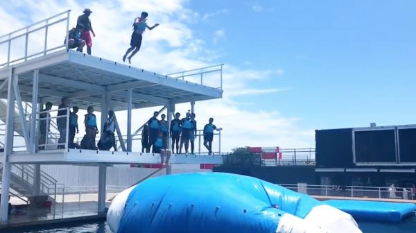 台灣新刺激水上樂園開幕 全台最高11米滑水道/水上彈床Blob Jump